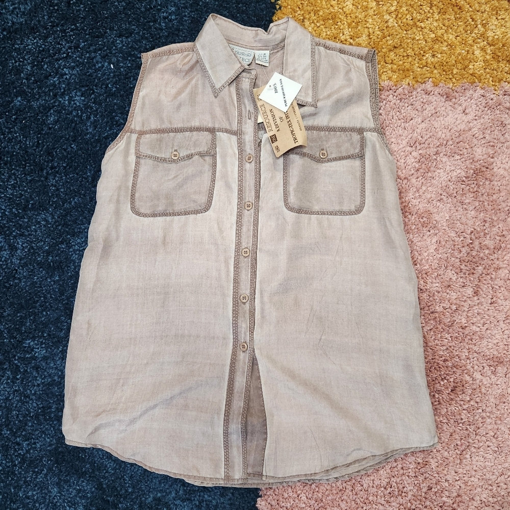 NWT One Resource Vintage Late 70s Brown Button Down 100% Silk Sleeveless Blouse